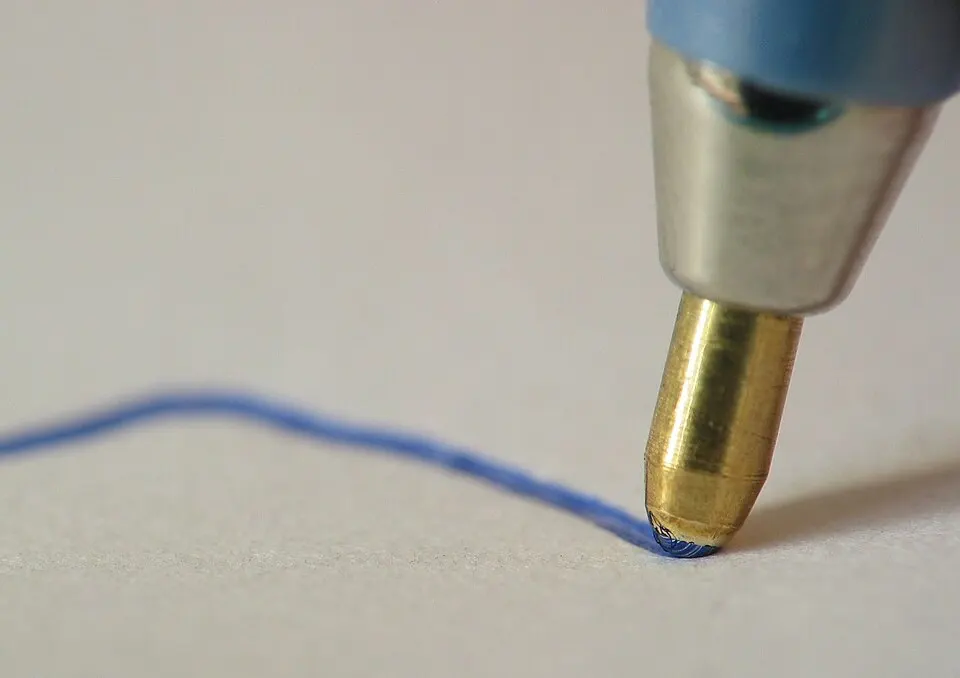 Pulpen (pak isi 12)